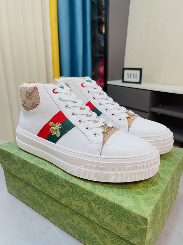 Gucci Sneakers